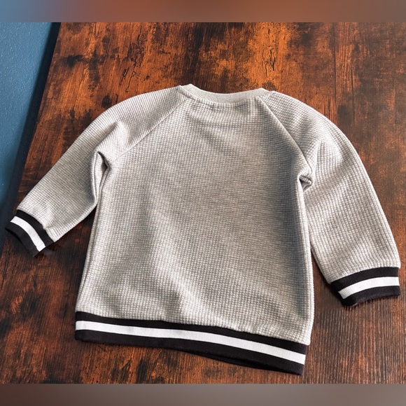Sovereign Code Boys sweater - size 5 - Picture 5 of 5